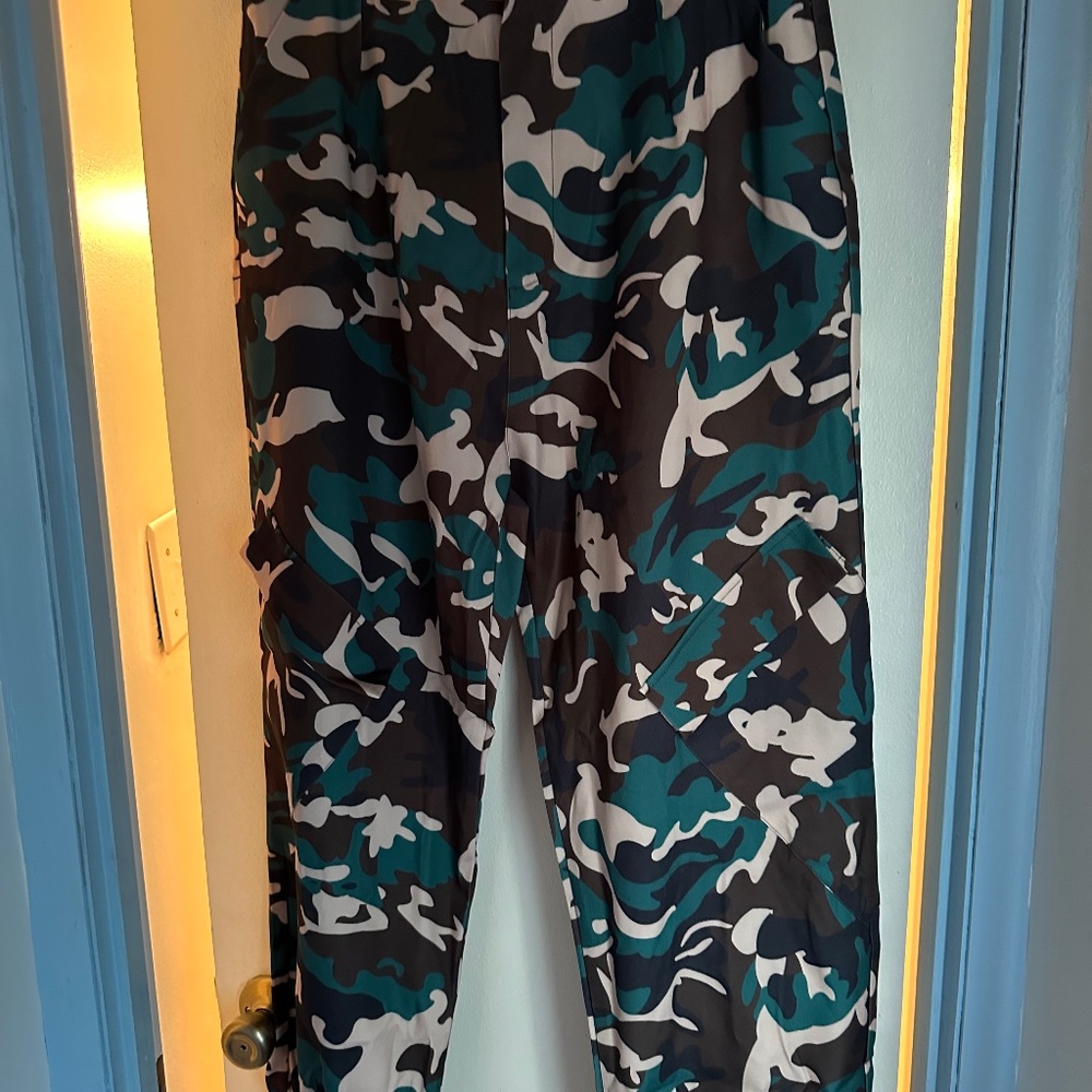Camo joggers pants
